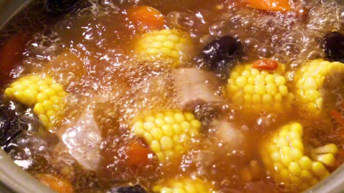 玉米炖排骨汤养身汤美食靓汤农家菜美食视频
