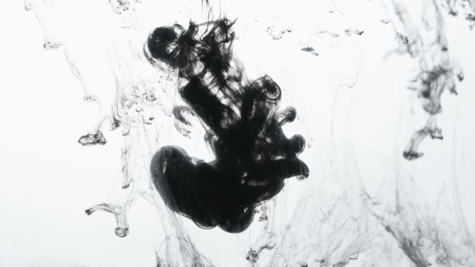 水里散开的墨水泼墨墨韵