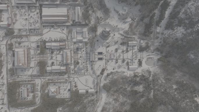 雪后古寺鸟瞰图