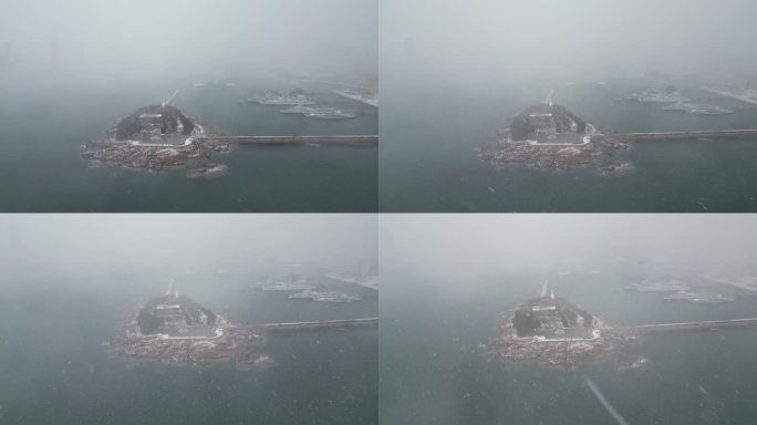 青岛小青岛公园海边雪景航拍