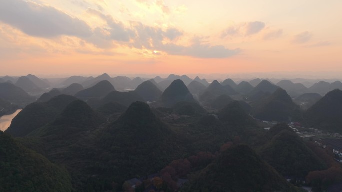 贵州安顺万峰顶航拍日落4K超清素材