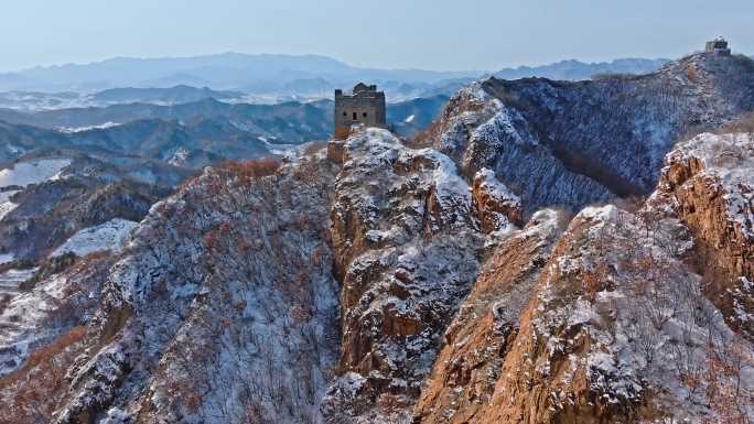 航拍雪后长城壮丽风光 4K