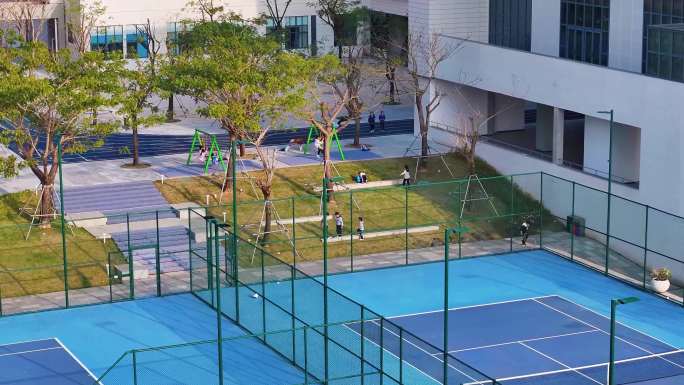 现代校园建筑风光