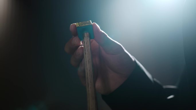 节奏感超强的打台球