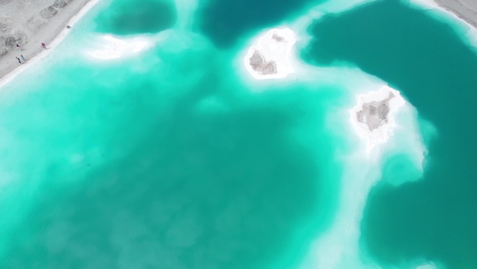 青海海西州大柴旦翡翠湖盐湖风光航拍