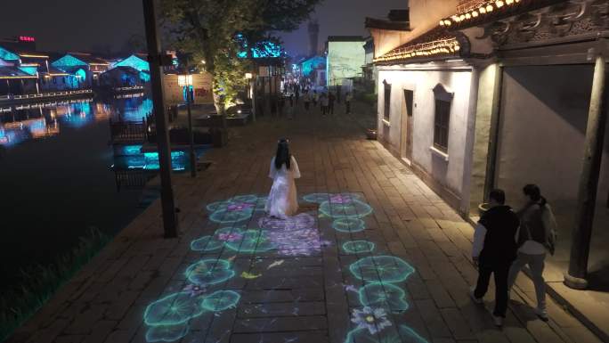 全息投影 古镇夜游光影秀灯光艺术古风女子