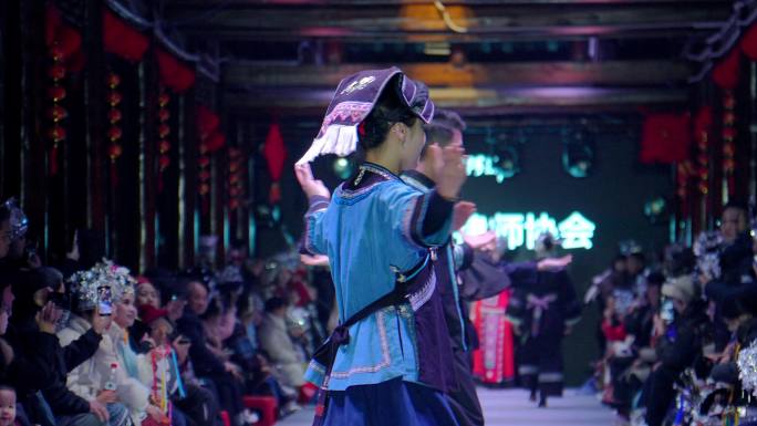 黔东南凯里村T 民族服饰走秀