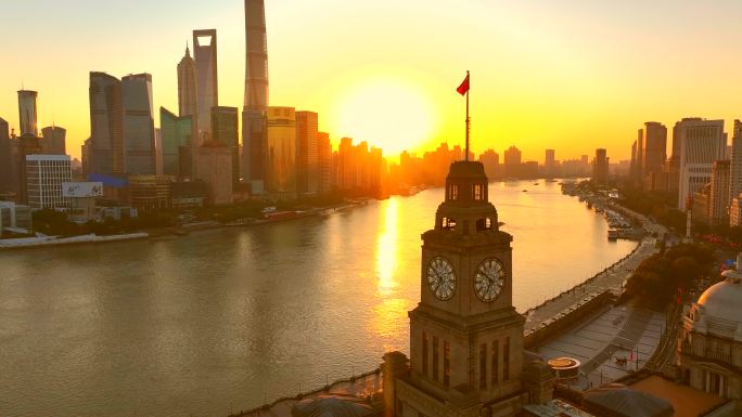 上海日出  外滩海关万国建筑群日出