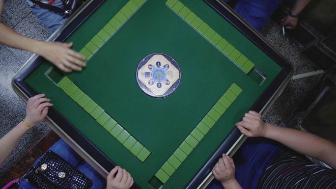 4K麻雀牌 打麻将 搓麻将 胡牌