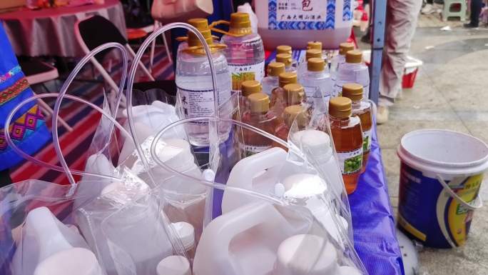 壮族三月三集市饮酒体验特色米酒品尝活动