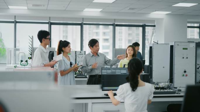 高端实验室科研实验团队导师指导上课学习