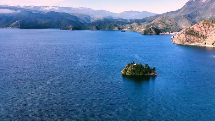 两段泸沽湖航拍视频