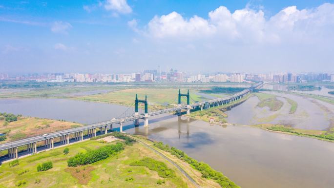 黑龙江哈尔滨阳明滩大桥河流航拍全景_