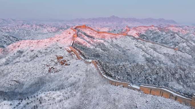 航拍金山岭长城雪后震撼美景 4K实景
