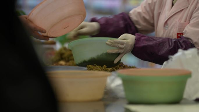 中药房配药场景