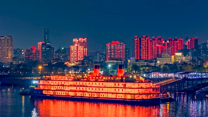 武汉知音号夜景灯光秀