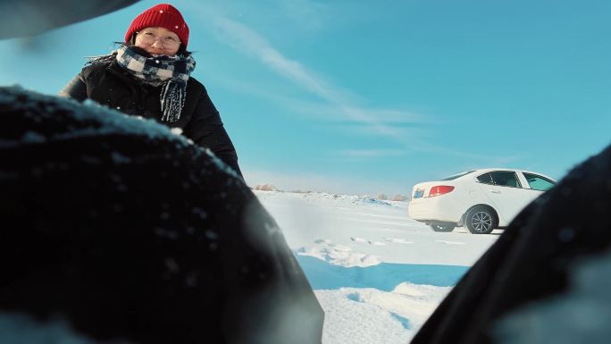 雪地亲子游玩乐