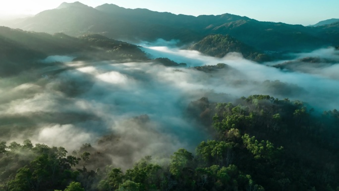 4k五指山航拍延时壮丽山河云海景观