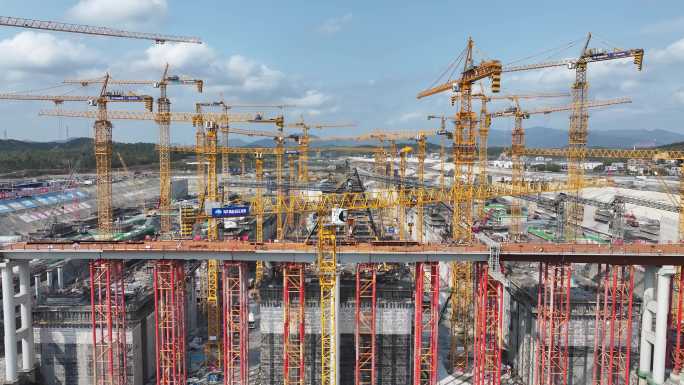 广西运河平陆运河企石枢纽船闸建设 挖运河