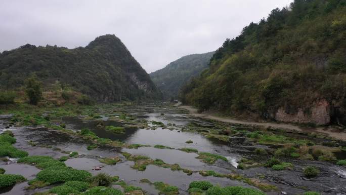 鸭子溪水青山绿水世外桃源绿色环保