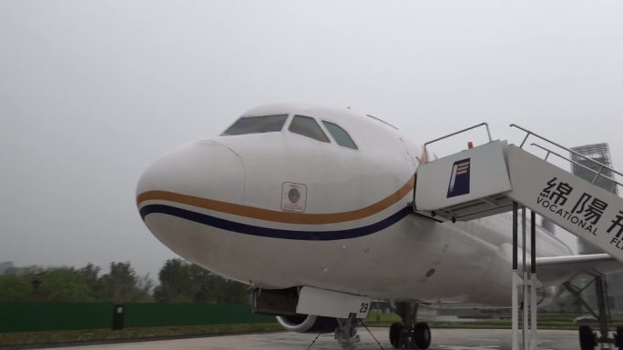 航空职业学院教学飞机
