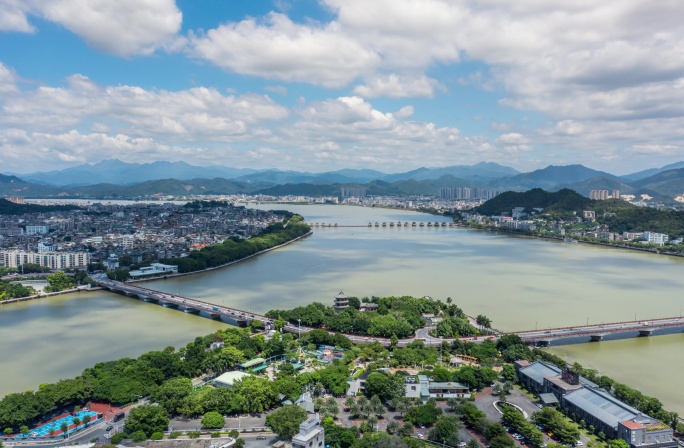 潮州航拍广济桥韩江河道市区山脉大景延时