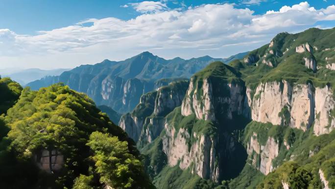 云雾缭绕的巍峨群山  太行山宣传片