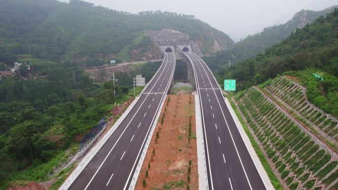 山区隧道高速公路基建水库大坝景观航拍