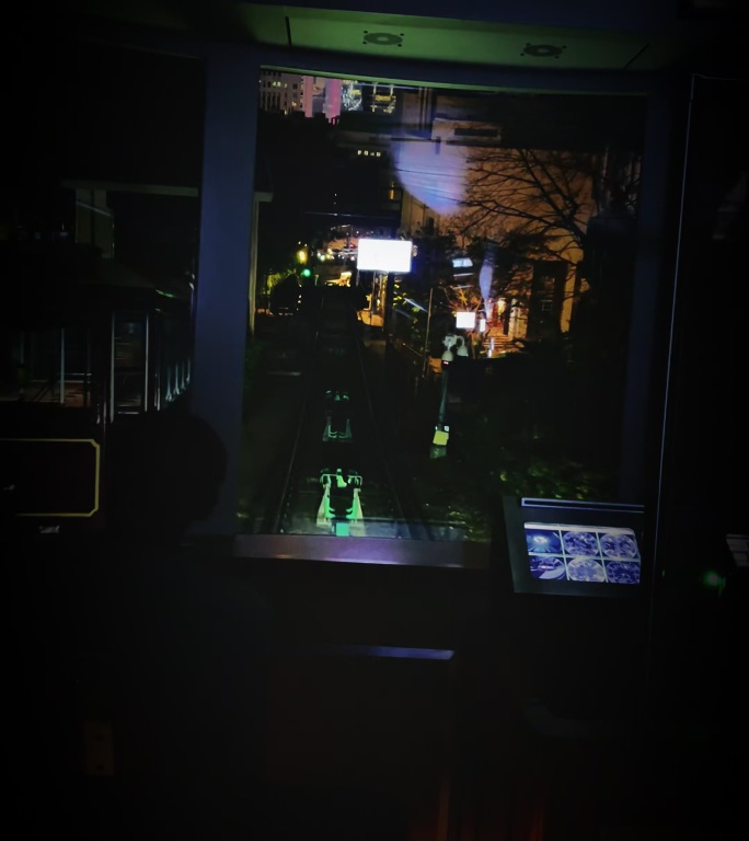 香港太平山顶缆车下山视角一览