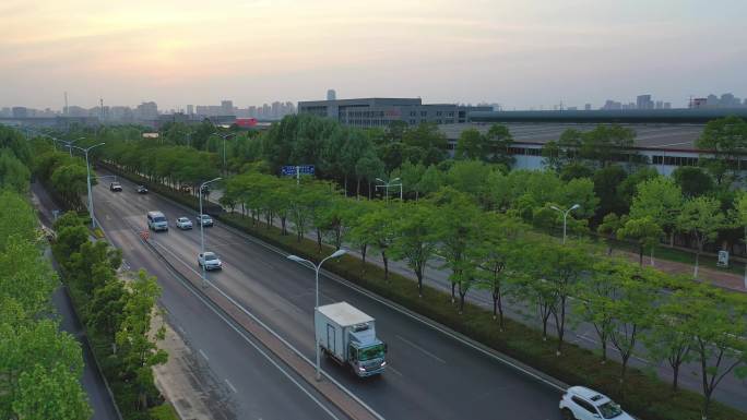 合肥方兴大道城市道路车流晚霞航拍