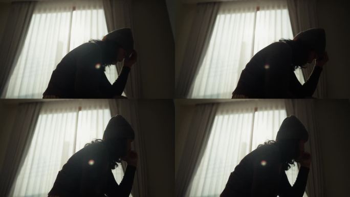 年长的女性在退休后感到抑郁。
