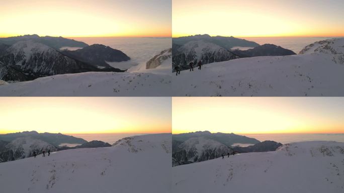 雪山峰在日落时分：一次徒步冒险