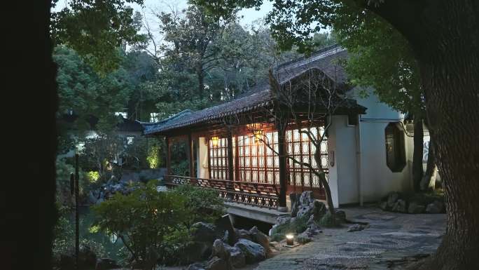 南京园林瞻园的宁静夜景