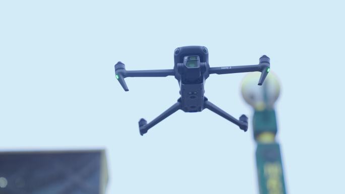 警用无人机侦查遥控指挥警察操作使用无人机