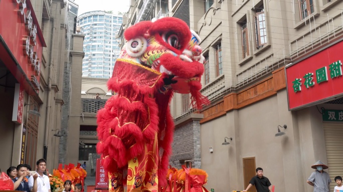 开业舞狮子 醒狮  开业大吉  发喜糖