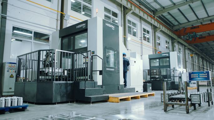 精密数控机床加工特写