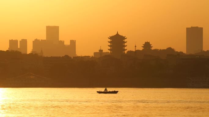 清晨下的武汉黄鹤楼
