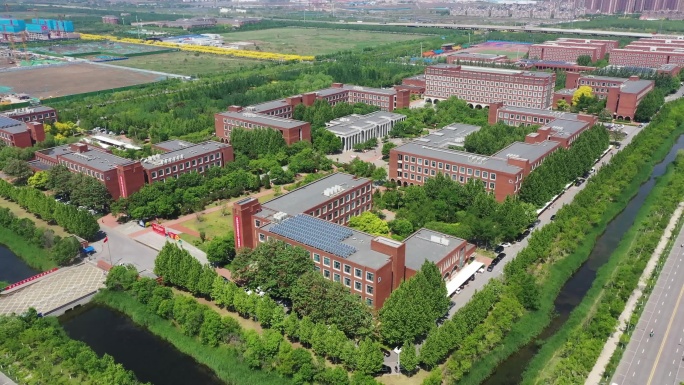 天津商务职业学院