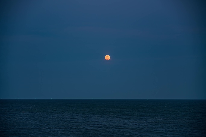 海上升明月夜景谧月夜月亮满月海景延时8K