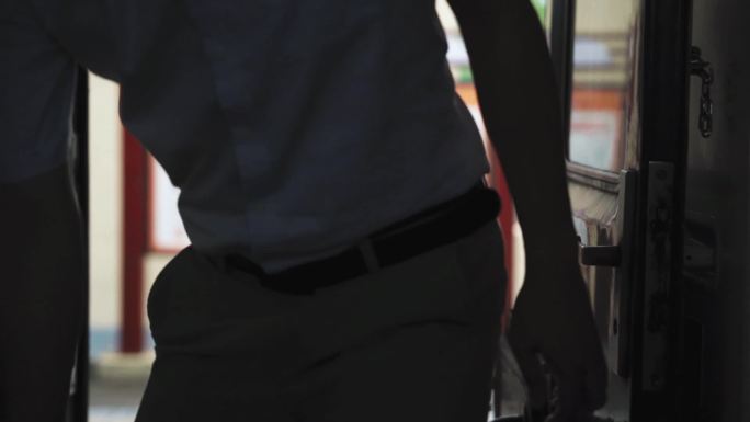 绿皮火车 火车 背井离乡 离家