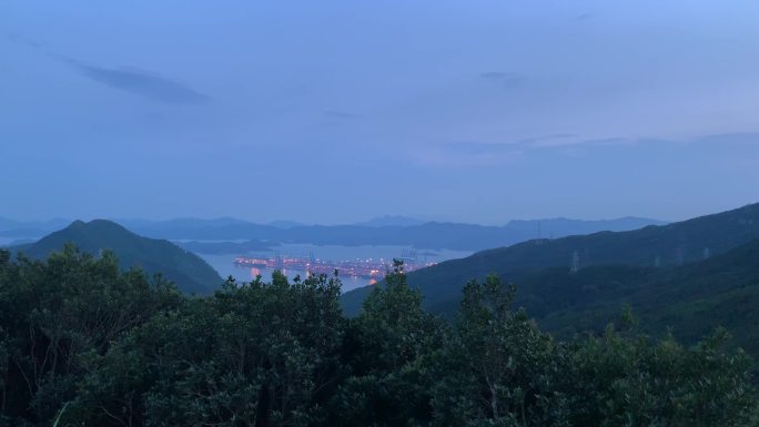 叠峦山群