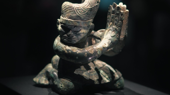 广汉三星堆博物馆三星堆文物特写青铜人像