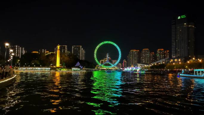 天津海河摩天轮夜景灯光秀