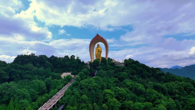 航拍庐山东林大佛