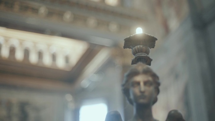 圣彼得锁链大教堂的内部景观