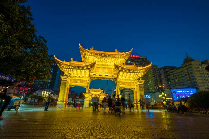 昆明金马碧鸡坊夜景延时