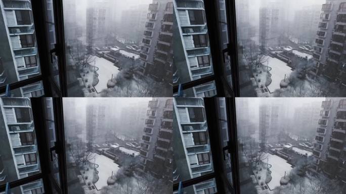 雾霾笼罩下的城市冬景