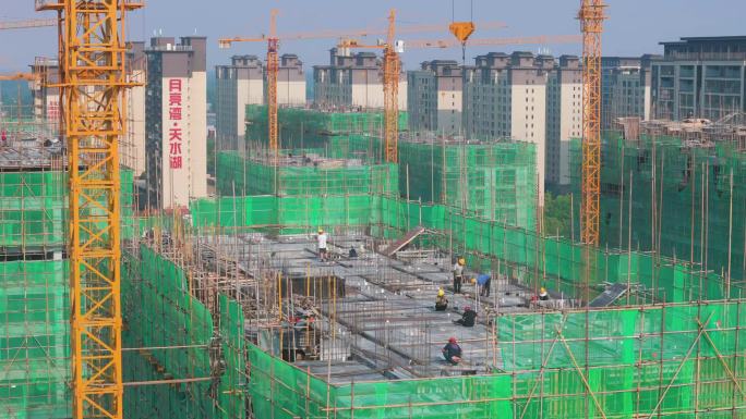 城市建筑工地建设忙碌景象