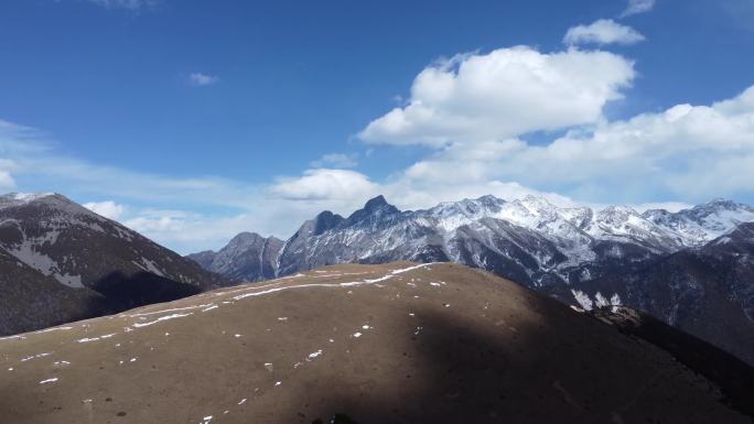 秋冬季高原山脉自然景色