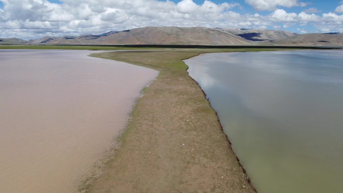青藏高原湿地河流航拍